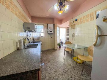 3 AMBIENTES DEPENDENCIA BALCON TERRAZA GUARDACOCHE