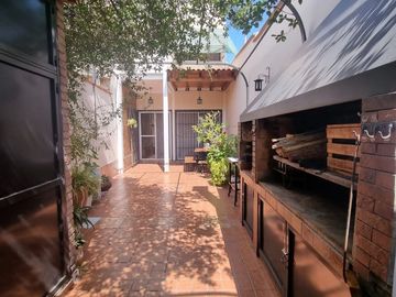 Casa en Venta en 5ta. Sección Mendoza