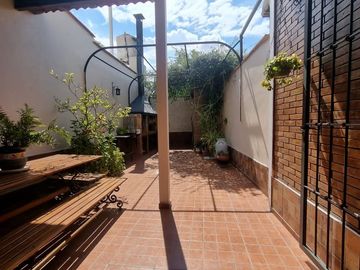 Casa en Venta en 5ta. Sección Mendoza