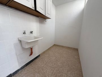 VENTA PH TIPO DEPTO SAN ISIDRO CON PATIO
