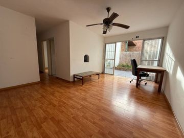 VENTA PH TIPO DEPTO SAN ISIDRO CON PATIO