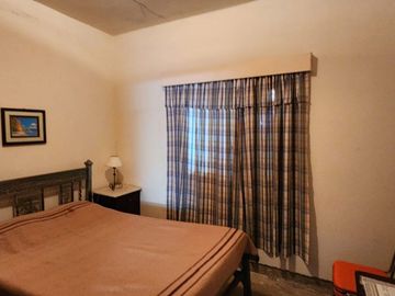 VENTA CASA  MAR DEL TUYU A METROS DEL MAR