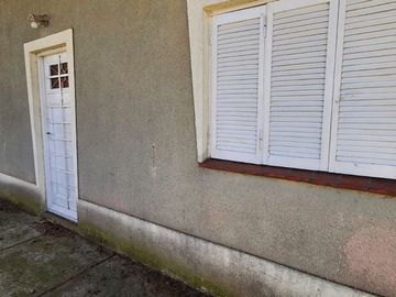 VENTA CASA  MAR DEL TUYU A METROS DEL MAR