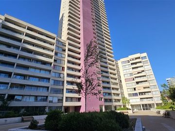 Departamento en Venta en Av. Pdte Balmaceda / Proxima línea Metro