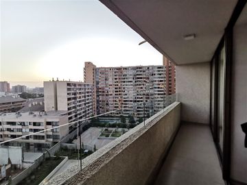 Departamento en Venta en Av. Pdte Balmaceda / Proxima línea Metro