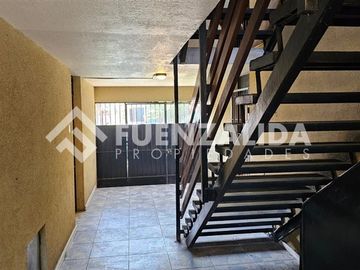 Departamento en Venta en Avenida Ossa / Tacna
