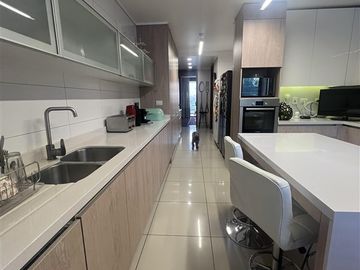 Departamento en Venta en Charles Hamilton / Estoril