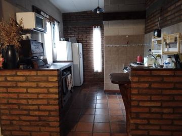 VENTA DE CASA 2 DORMITORIOS EN ANISACATE