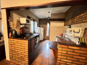 VENTA DE CASA 2 DORMITORIOS EN ANISACATE