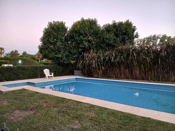 ¡OPORTUNIDAD! - VENTA - DEPARTAMENTO CON COCHERA.