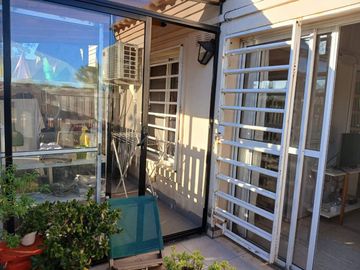 ¡OPORTUNIDAD! - VENTA - DEPARTAMENTO CON COCHERA.