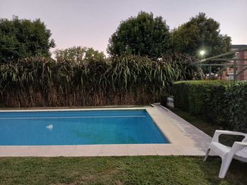 ¡OPORTUNIDAD! - VENTA - DEPARTAMENTO CON COCHERA.