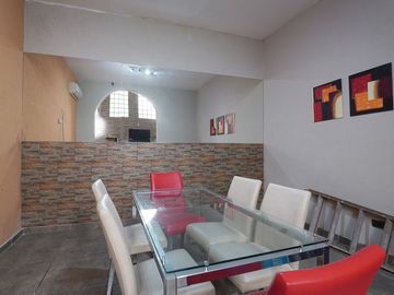PH EN VENTA P. GOYENA CON TERRAZA Y PARRILA 3 AMB!