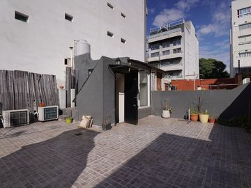 PH EN VENTA P. GOYENA CON TERRAZA Y PARRILA 3 AMB!