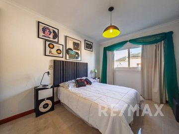 Venta Casa San isidro Labrador a la laguna amarra