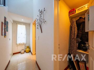 Venta Casa San isidro Labrador a la laguna amarra