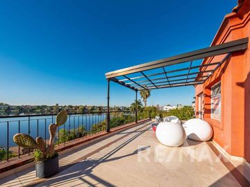 Venta Casa San isidro Labrador a la laguna amarra
