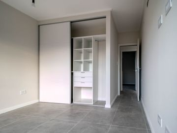 Departamento venta La Plata. 2 dormitorios, balcón