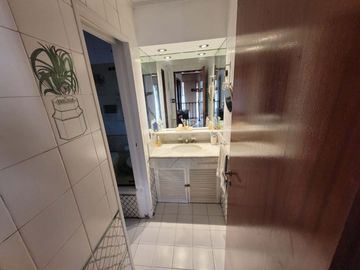 CHALET EN ZONA RESIDENCIAL EN BANFIELD OESTE 6 AMB