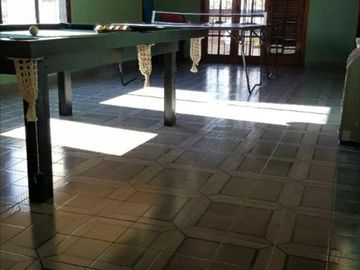 CHALET EN ZONA RESIDENCIAL EN BANFIELD OESTE 6 AMB