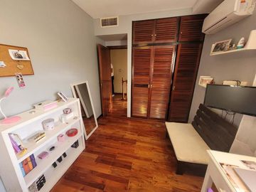 CHALET EN ZONA RESIDENCIAL EN BANFIELD OESTE 6 AMB