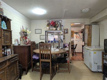 Casa en Venta en Vende Hermosa Casa 2D 1B 1E Abilio Medina, Buin