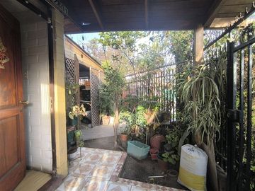 Casa en Venta en Vende Hermosa Casa 2D 1B 1E Abilio Medina, Buin