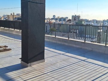 Venta -Departamento 2 amb  Htal Italiano ESTRENAR
