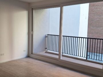 Venta -Departamento 2 amb  Htal Italiano ESTRENAR