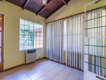 APTO CREDITO - Venta Casa 4 Amb - Villa Luzuriaga