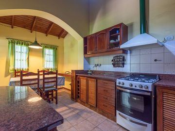 APTO CREDITO - Venta Casa 4 Amb - Villa Luzuriaga