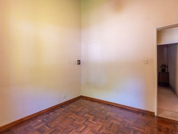 APTO CREDITO - Venta Casa 4 Amb - Villa Luzuriaga