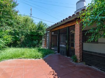 APTO CREDITO - Venta Casa 4 Amb - Villa Luzuriaga