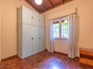 APTO CREDITO - Venta Casa 4 Amb - Villa Luzuriaga