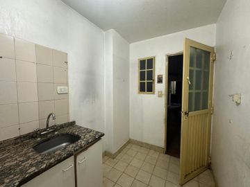 VENTA PH 4 AMB APTO CREDITO EN FLORES APTO PROF.
