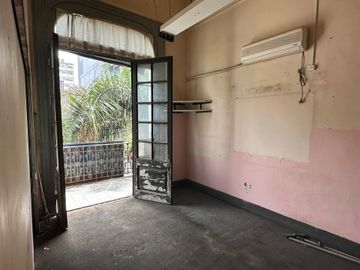 VENTA PH 4 AMB APTO CREDITO EN FLORES APTO PROF.
