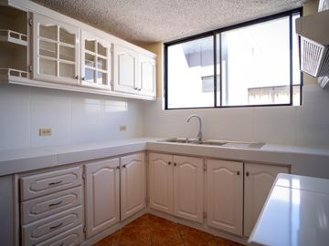 DEPARTAMENTO EN VENTA 123M² SECTOR LA KENNEDY