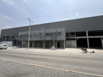 Bodega en parque industrial en Santa Catarina