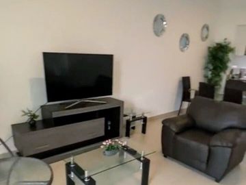 Departamento/VENTA con muebles en Vía Montejo.