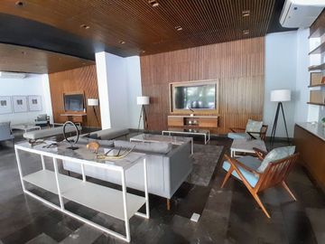 Departamento/VENTA con muebles en Vía Montejo.