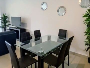Departamento/VENTA con muebles en Vía Montejo.