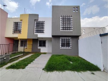 Se vende casa en fraccionamiento San Fernando, Mineral de la Reforma