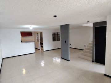 Se vende casa en fraccionamiento San Fernando, Mineral de la Reforma