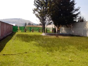 RANCHO DE 10,583 METROS EN CARRETERA IXTLAHUACA-TECAXIC, ESTADO DE MÉXICO, INLCUYE CIERTAS INSTALACIONES Y UNA CABAÑA, EL PREDIO CUENTA CON AGUA
