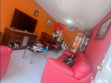 VENTA DE CASA VILLAS DEL SOL AV. CENTRAL ECATEPEC