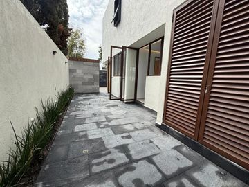 Casa Venta Cto. Economistas, Cd. Satélite, Naucalpan de Juárez, Estado de México