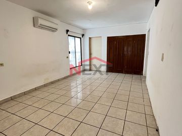 CASA EN VENTA EN  COL. OLIVARES