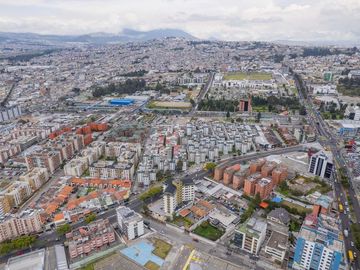 LA GRANADOS DEPARTAMENTO EN VENTA 3 HABITACIONES