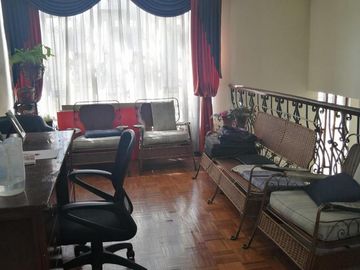 VENTA DE CASA CON 2 DEPARTAMENTOS INDENPENDIENTES EN DAMMER 2