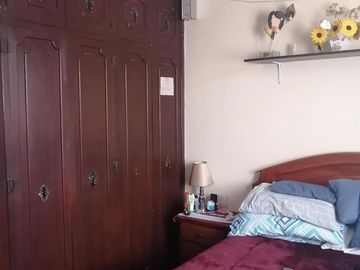 VENTA DE CASA CON 2 DEPARTAMENTOS INDENPENDIENTES EN DAMMER 2